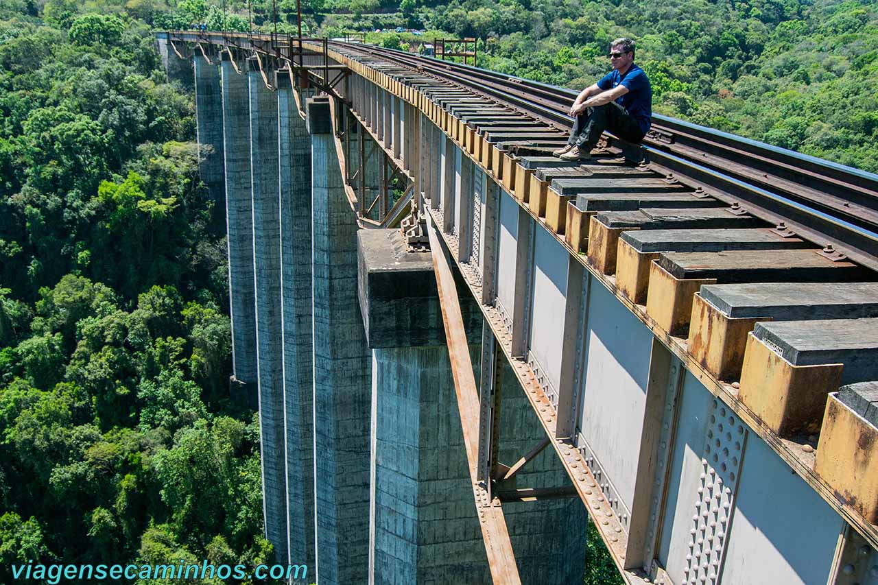 Viaduto Pesseguinho