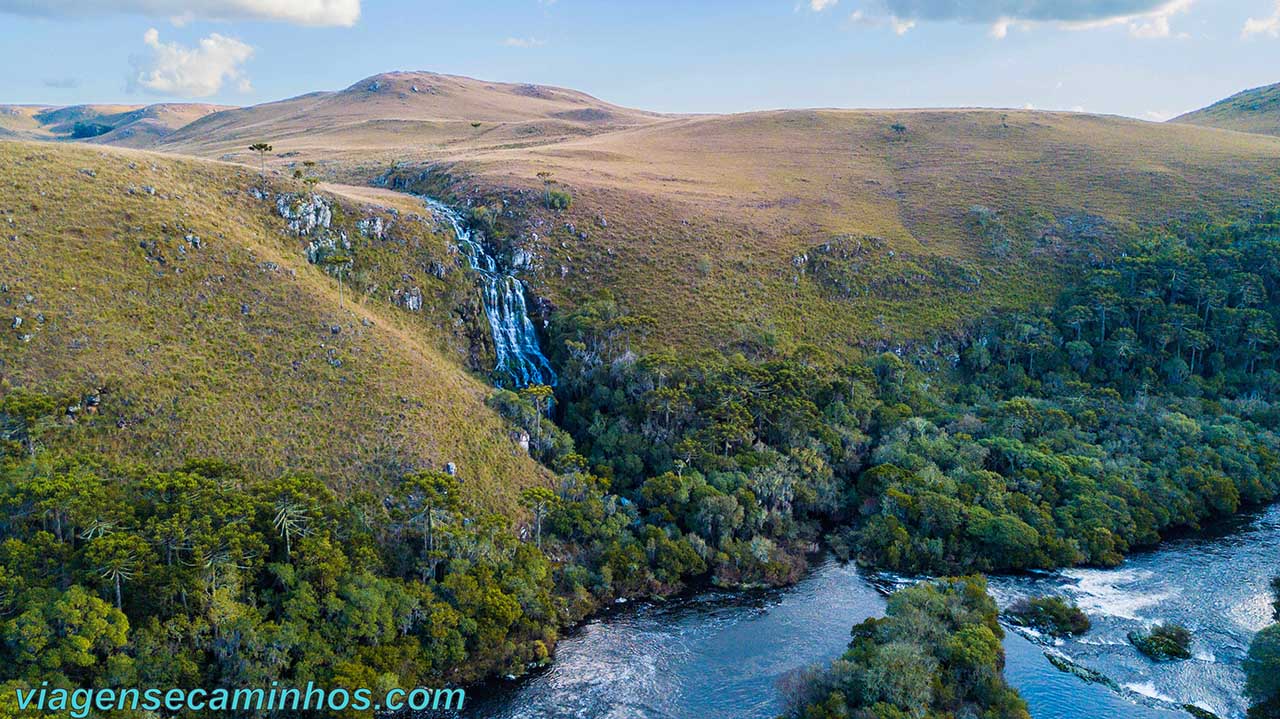 Cachoeira na Fazenda Cachoeirão dos Rodrigues