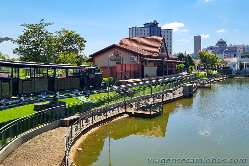 Aparecida do Norte - Trem do Devoto