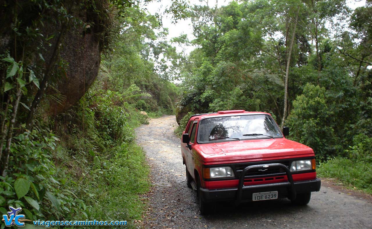 Estrada entre Cunha e Paraty antes do asfalto