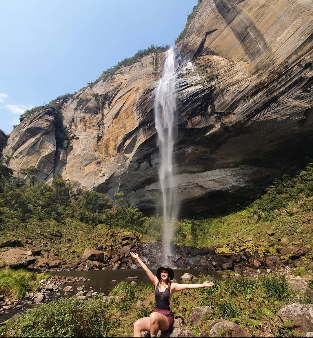 Cachoeira do Rio dos Bugres visa de baixo