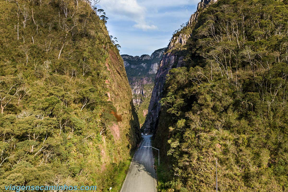 Fenda da Serra do Corvo Branco