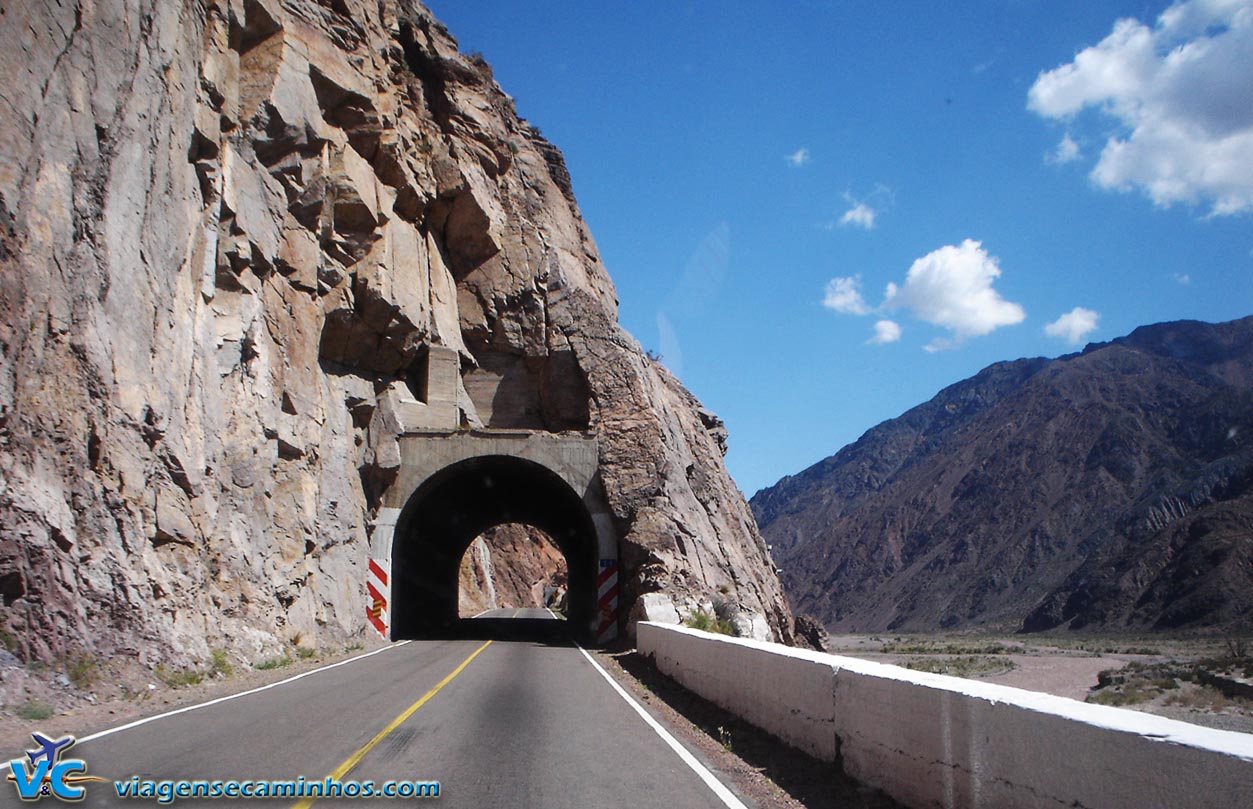 Túneis da Ruta 7 - Cordilheira dos Andes - Argentina