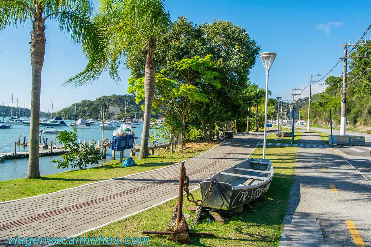 Calçadão da Enseada Encantada - Porto Belo