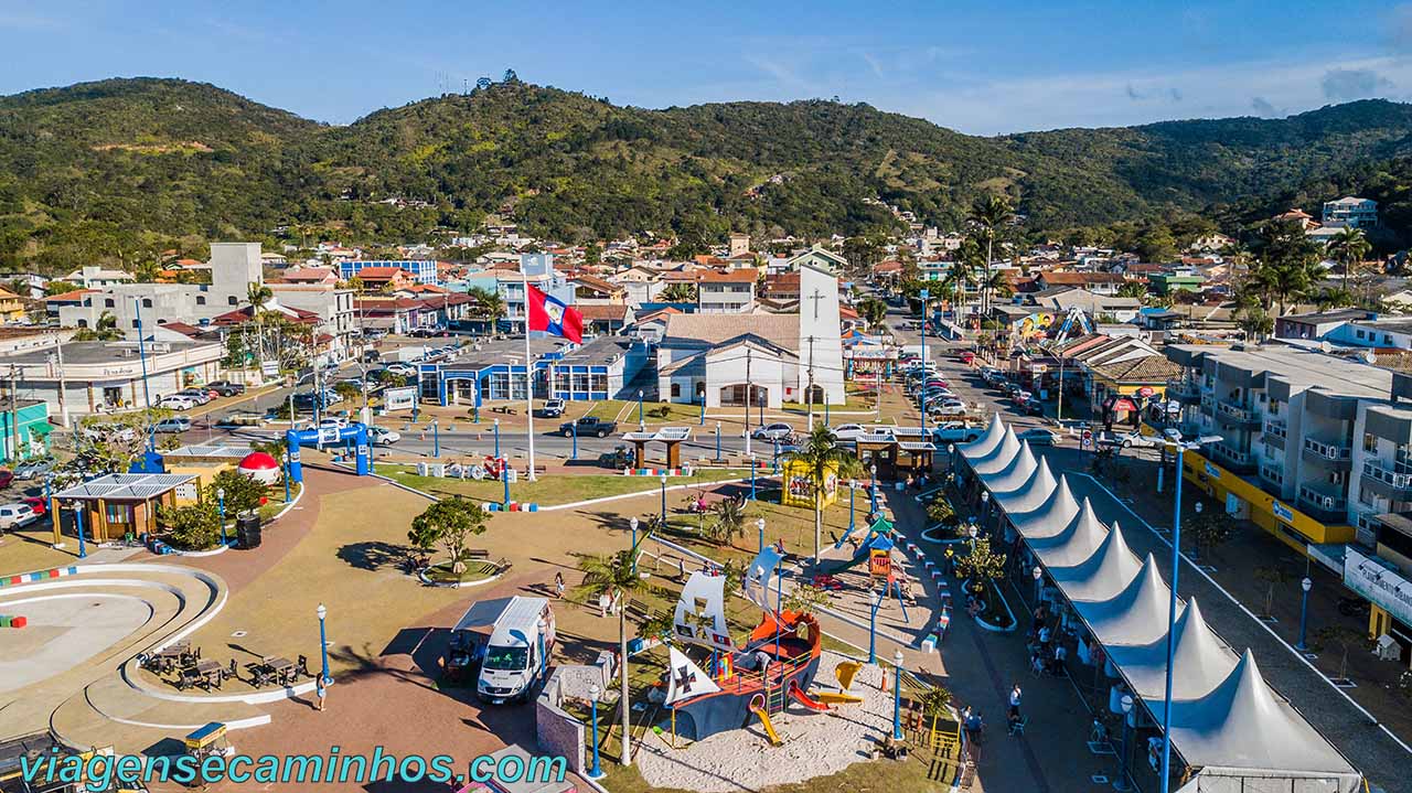 Praça central de Porto Belo