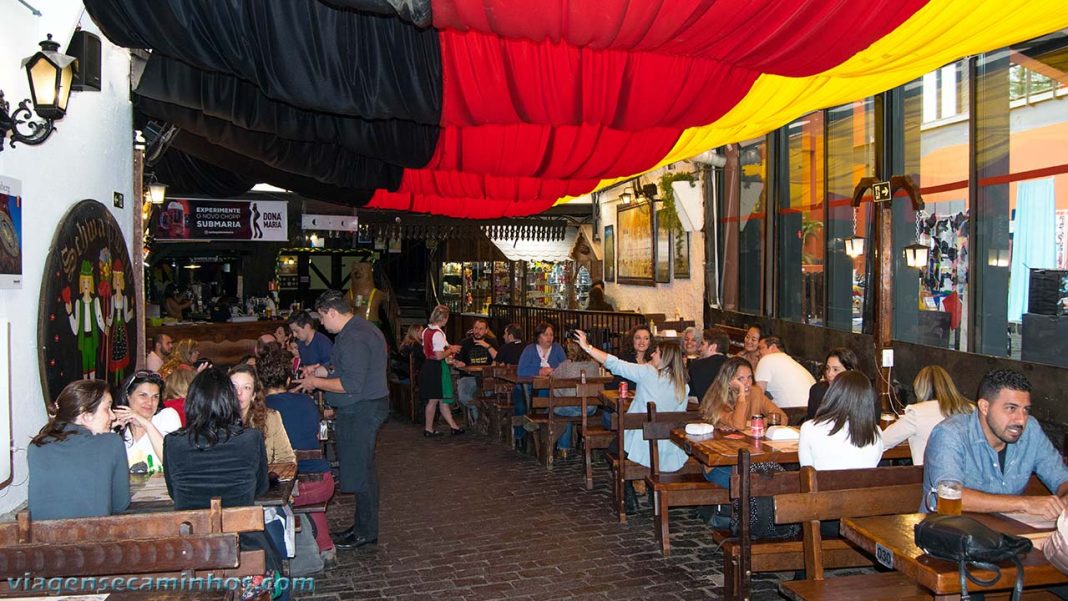 O que fazer em Curitiba: 40 pontos turísticos - Viagens e Caminhos