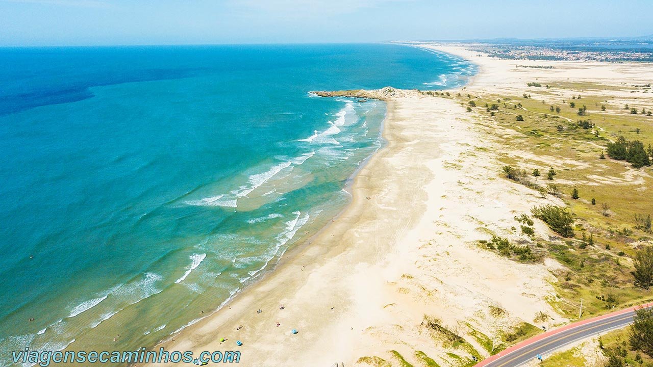 Vista aérea da praia do Cardoso e da Cigana