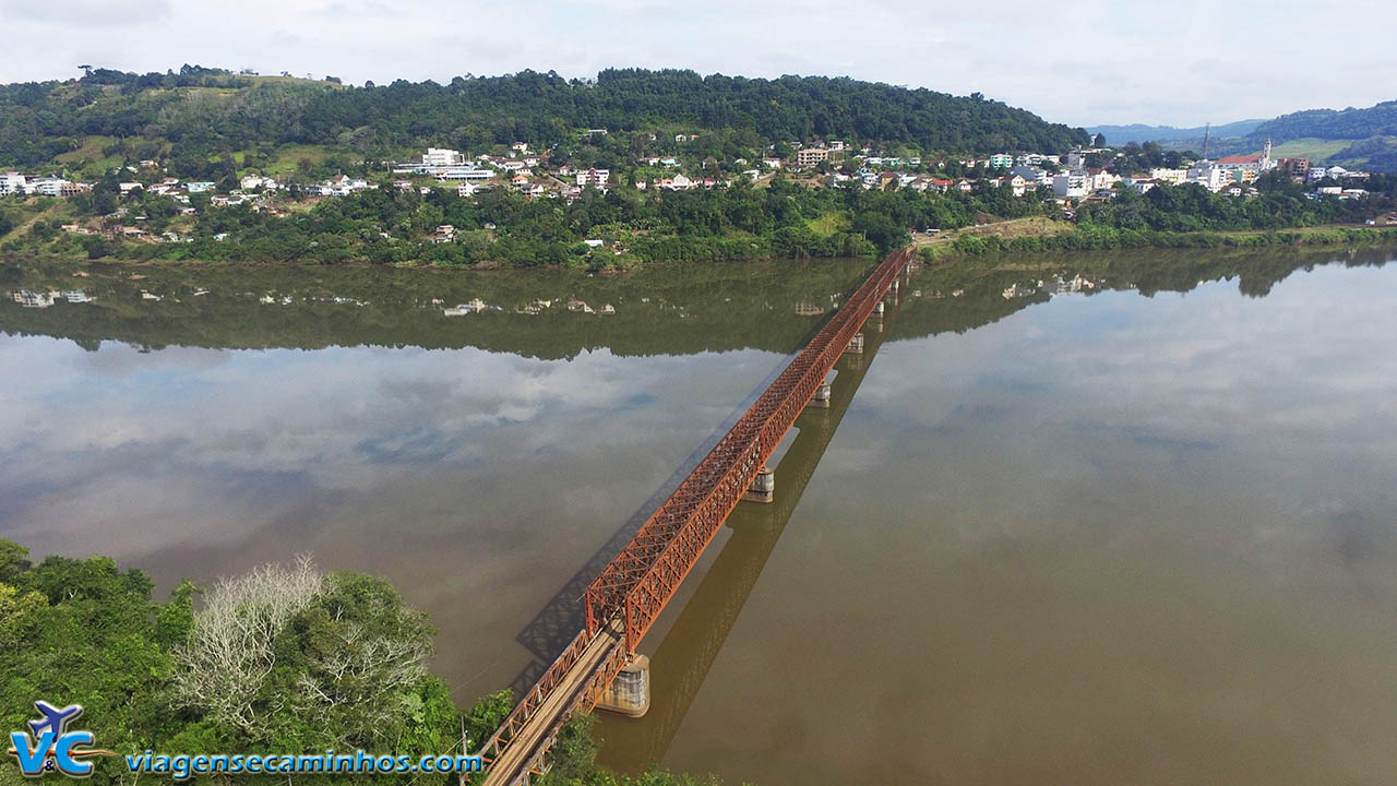 Vista aérea Ponte Rodoferroviária de Marcelino Ramos