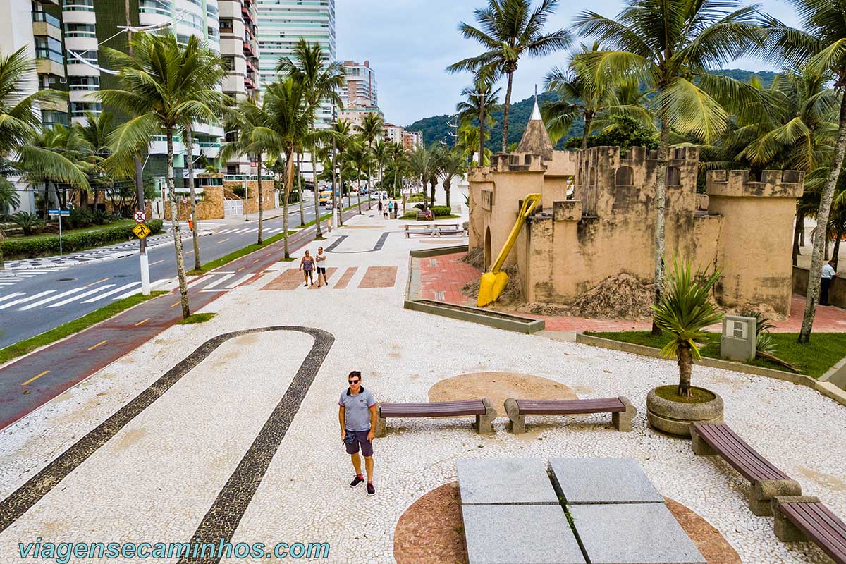 Calçadão de Praia Grande - Praia do Forte