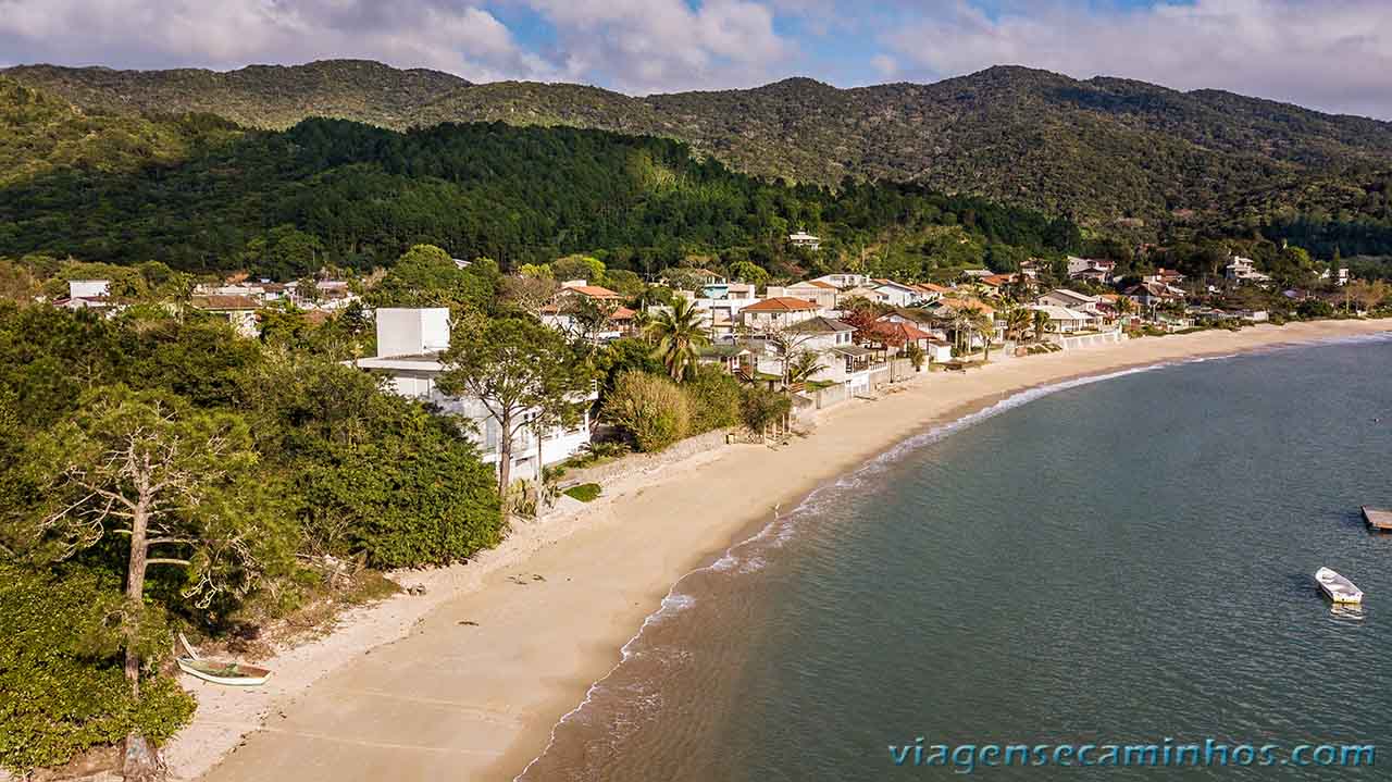 Praia Magalhães - Governador Celso Ramos