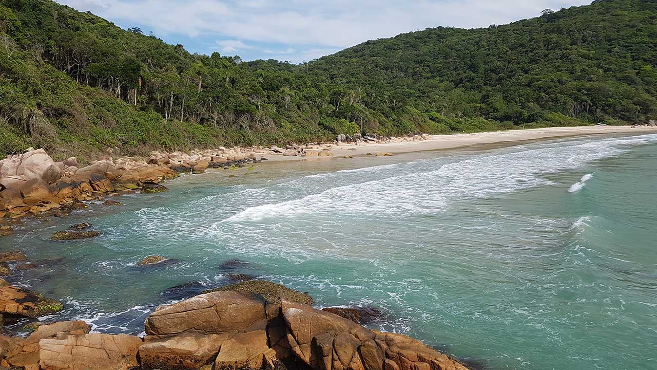 Praia do Sissial - Governador Celso Ramos - SC