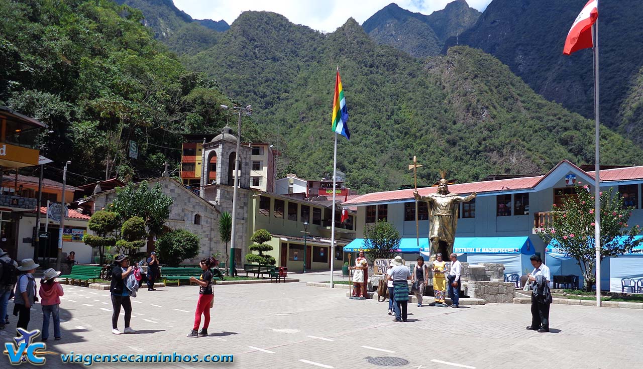 Praça de Águas Calientes - Peru