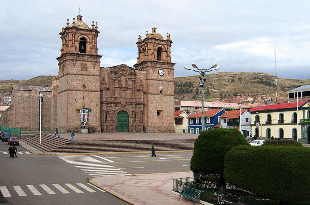 Igreja matriz de Puno - Peru