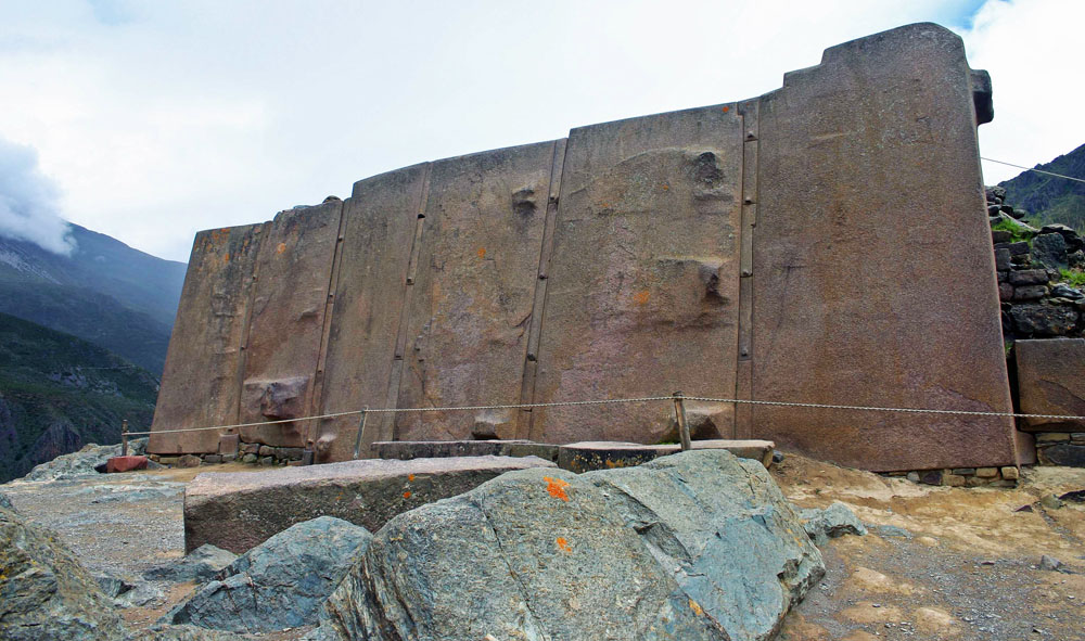 Pedras gigantescas nas Ruínas de Ollamtaytambo