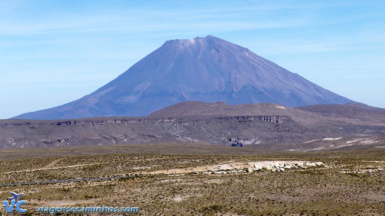 Vulcão Misti visto da estrada entre Arequipa e Chivay