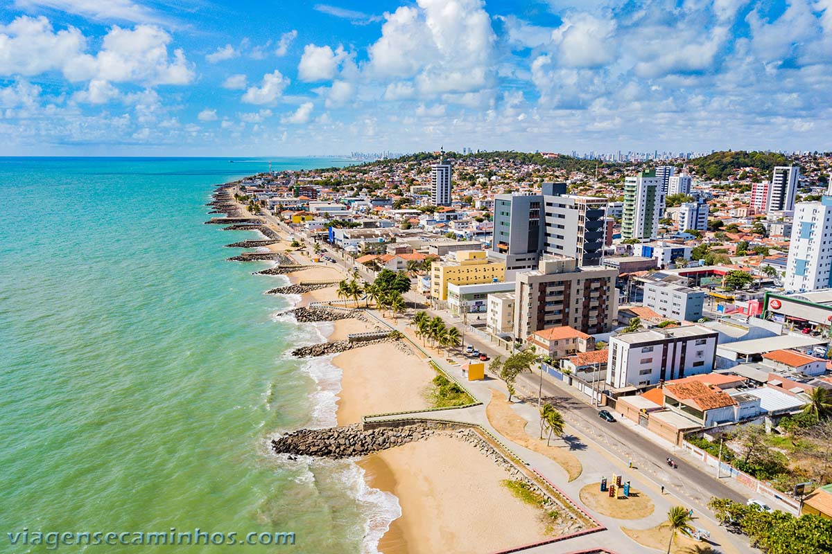 Vista aérea da orla no centro de Olinda