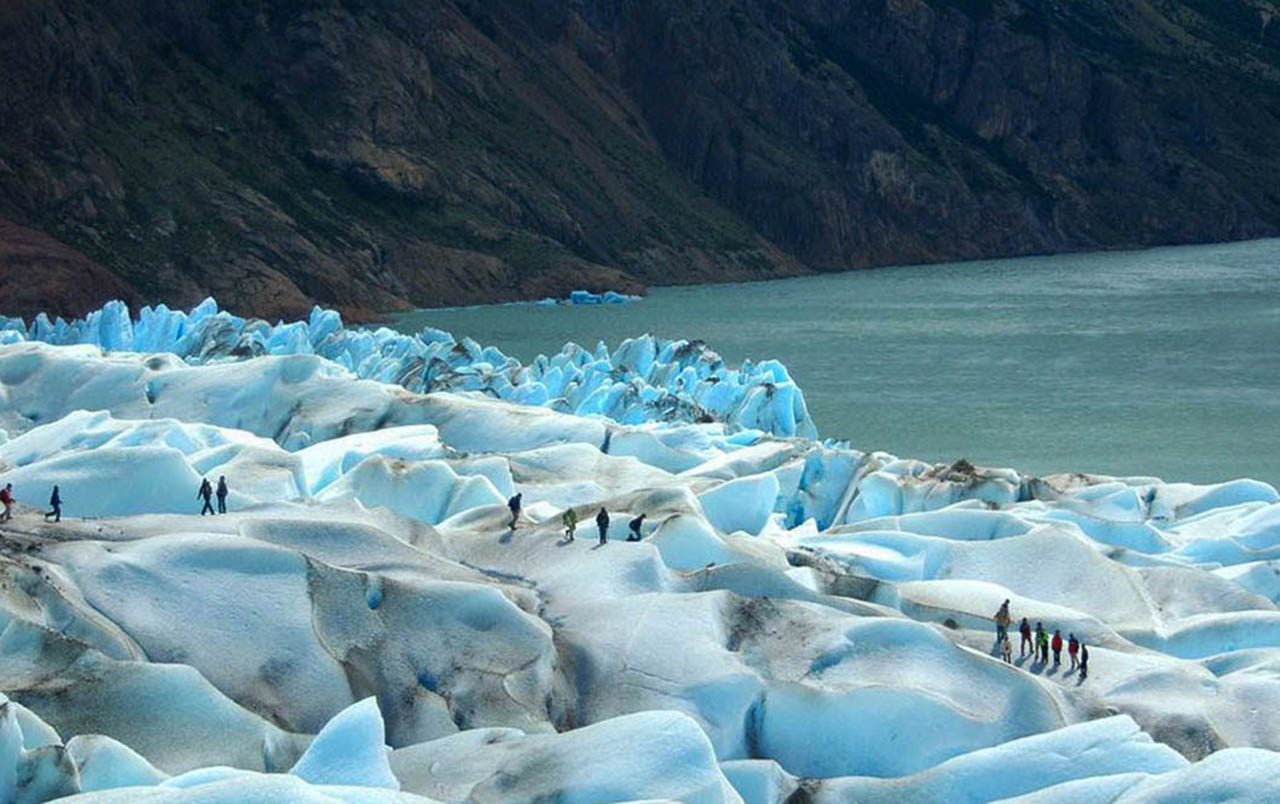 Trekking no gelo do Glaciar Viedma