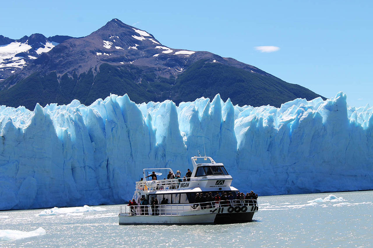 Safári Náutico em frente ao Glaciar Perito Moreno