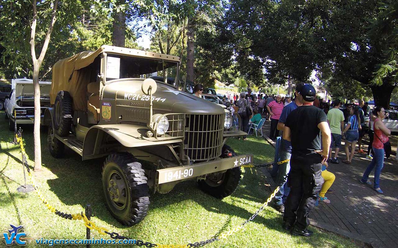 Encontro dos carros antigos de São Marcos 