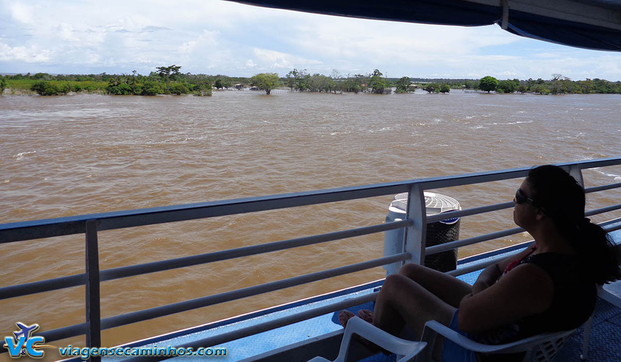 Manaus a Santarém de barco - Rio Amazonas