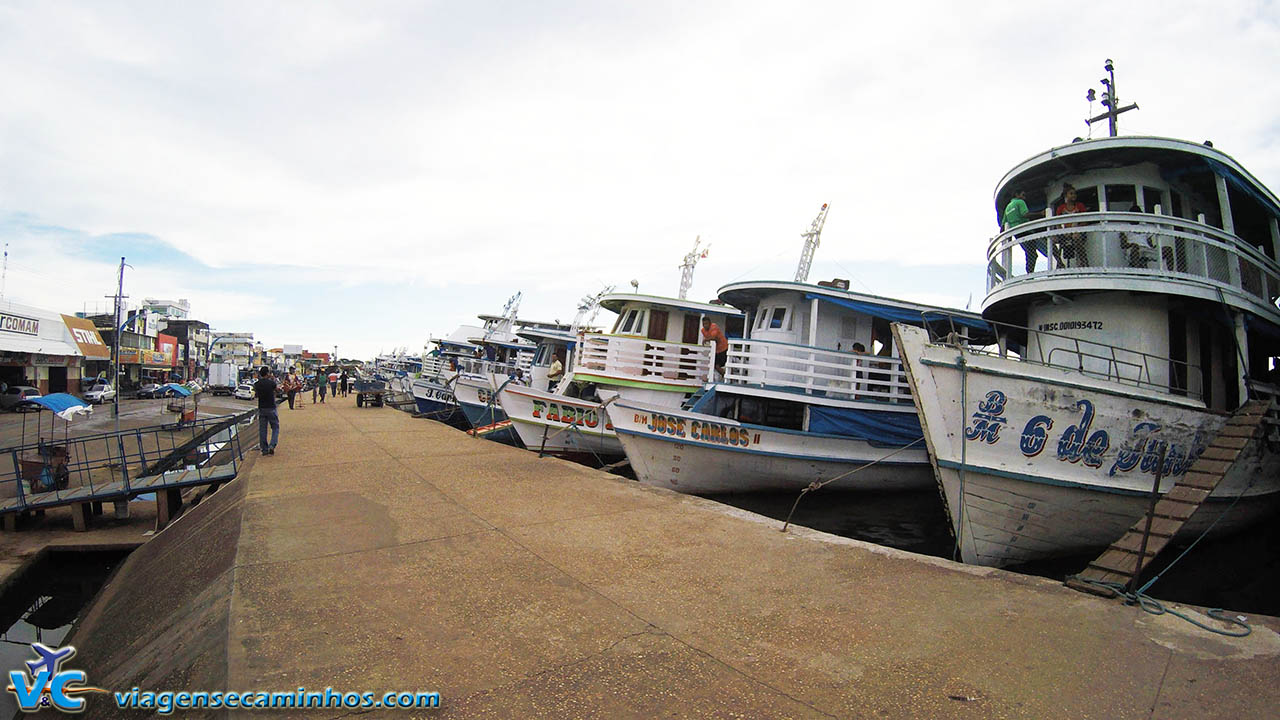 Ponto de embarque dos barcos de linha de Santarém