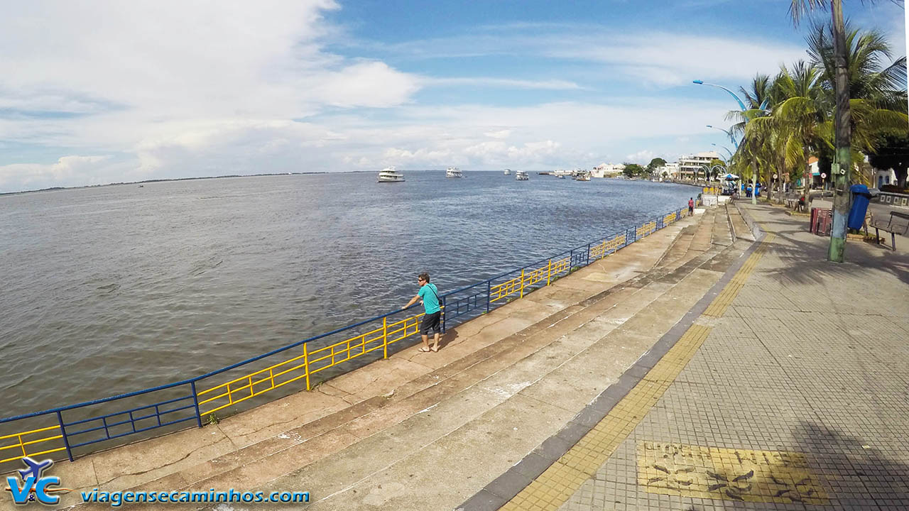 Calçadão na Orla do Rio Tapajós - Santarém - Pará