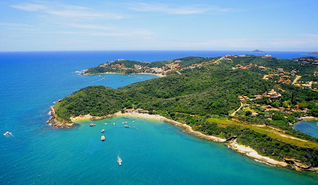 Vista aérea de Búzios, praias Azeda e Azedinha