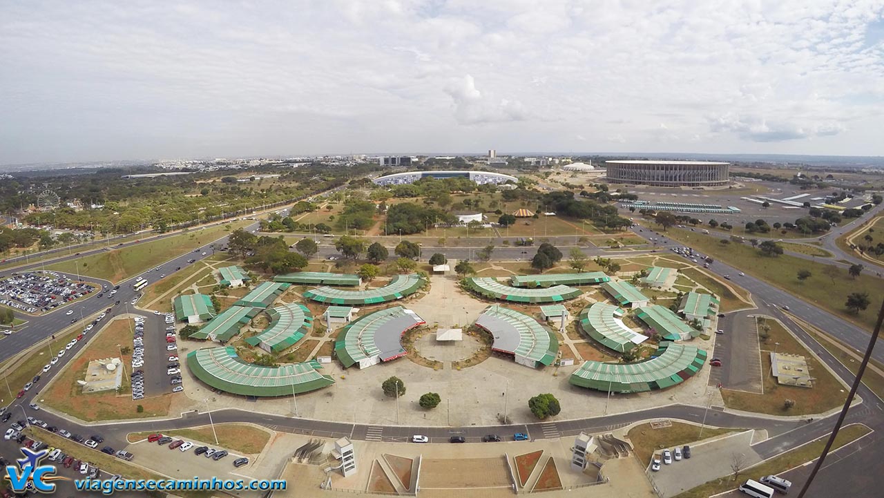 Vista do mirante da Torre de TV para o Estádio Nacional