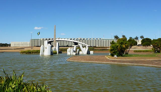 Pontos turísticos de Brasília - Quartel General do Exército