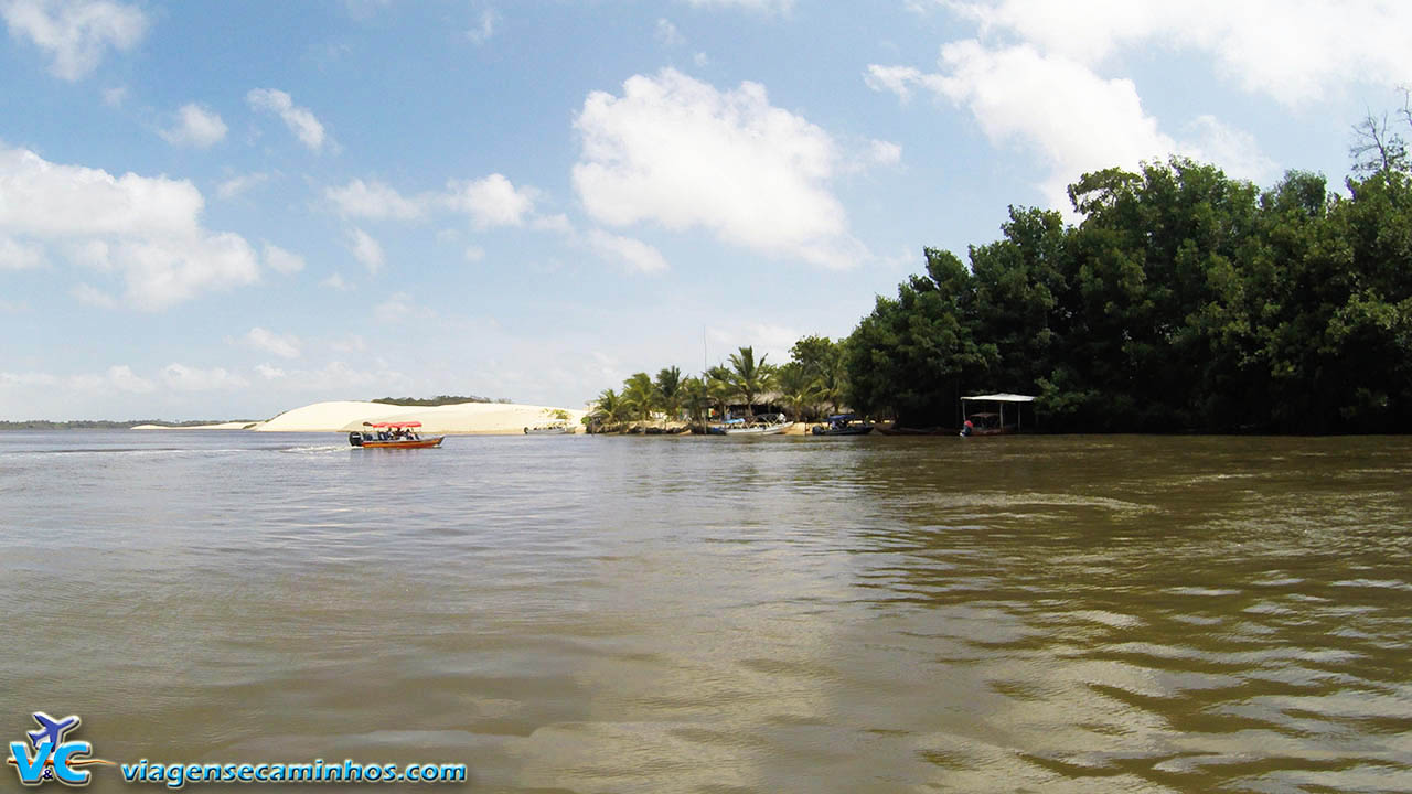 Chegando à tenda dos macacos, em Vassouras