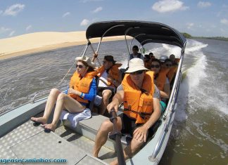 Excursão pelo Rio Preguiças - Lençóis Maranhenses