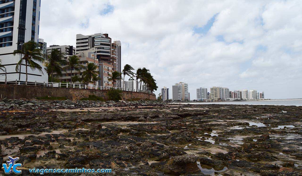 São Luís - Praia da ponta D'Areia na maré baixa