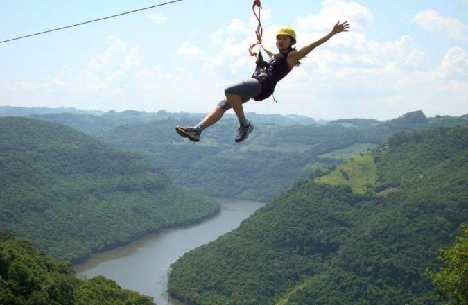 Tirolesa do Eco Parque Cia Aventura (imagem: divulgação)