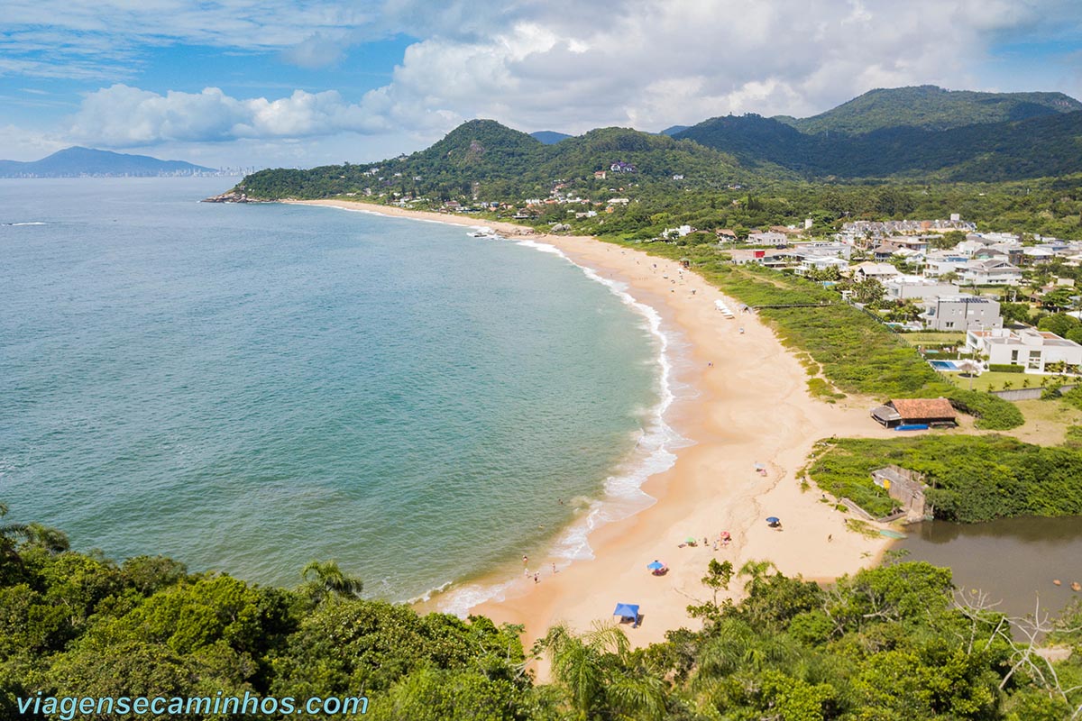 Praia do Estaleiro - Praia de Balneário Camboriú