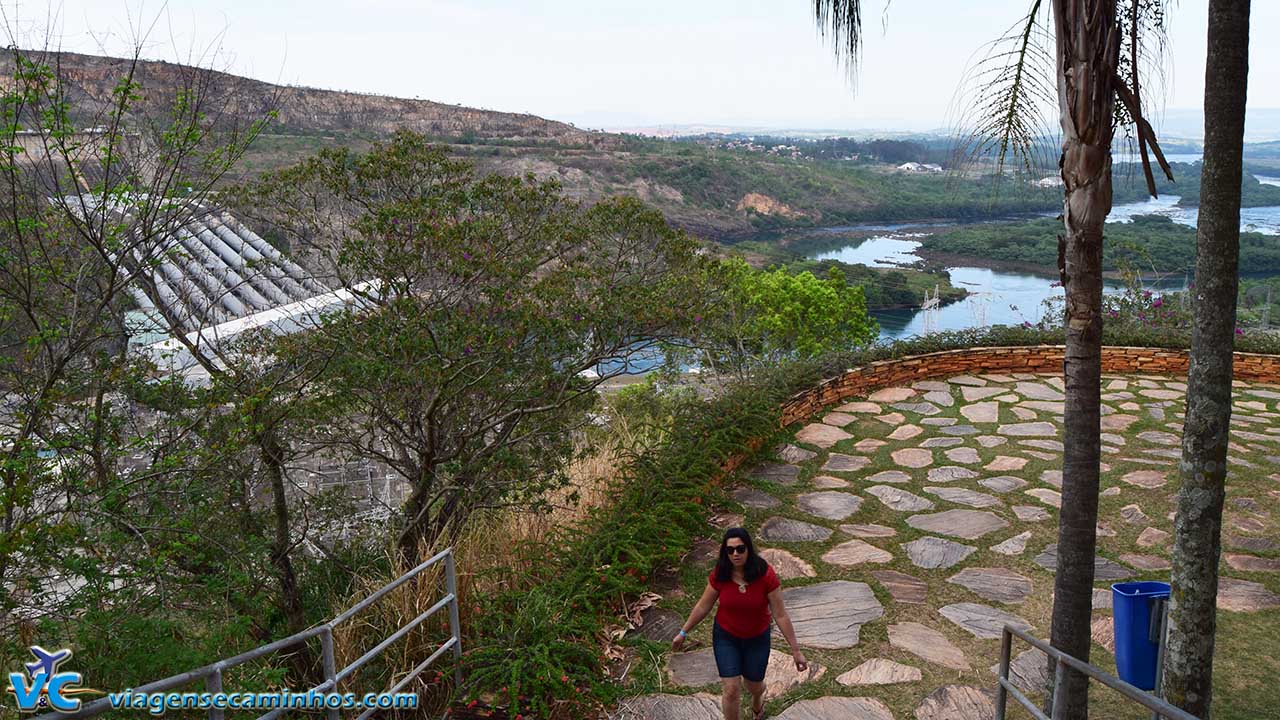 O que fazer em Capitólio MG - Mirante da Usina de Furnas