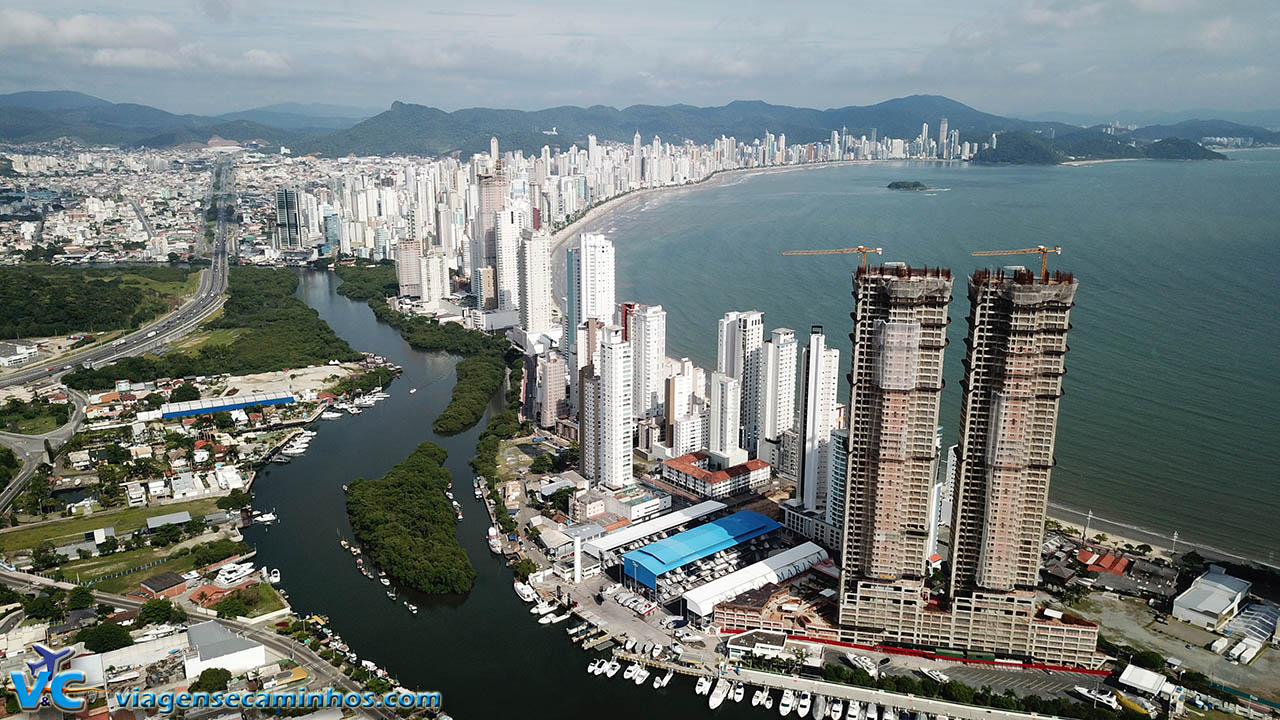 Yachthouse Residence Club - Torres gêmeas mais altas do Brasil