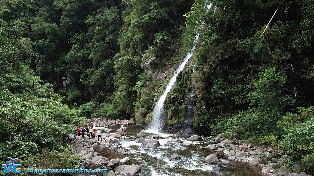 Trilha do Rio do Boi e cachoeira Leite de Moça