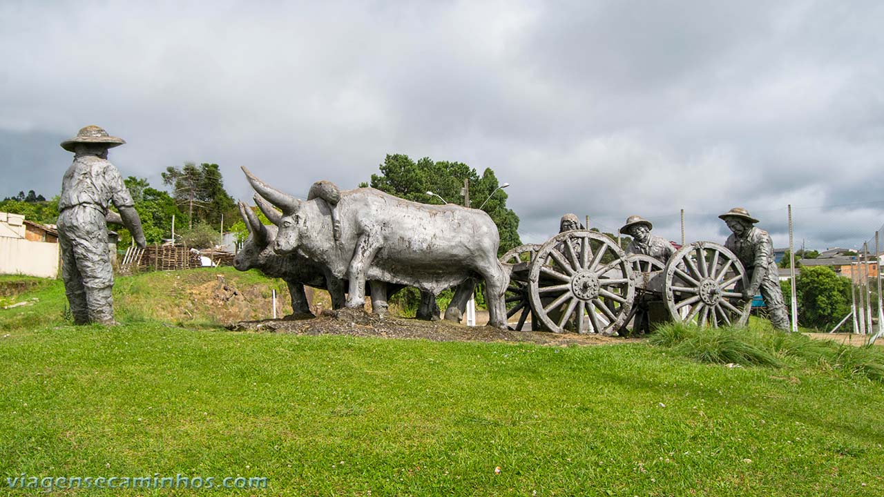 Pontos turísticos de Lages - Monumento Boi de Botas