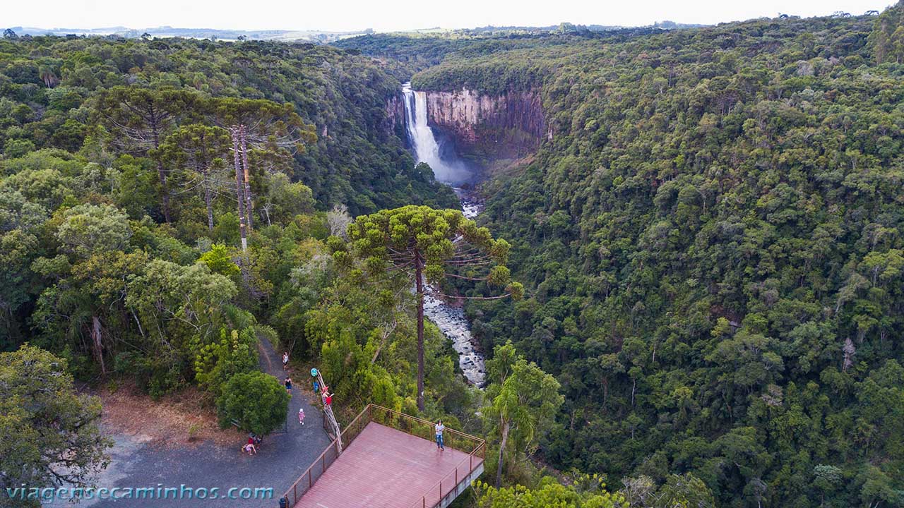 Vista aérea do mirante do Salto São João