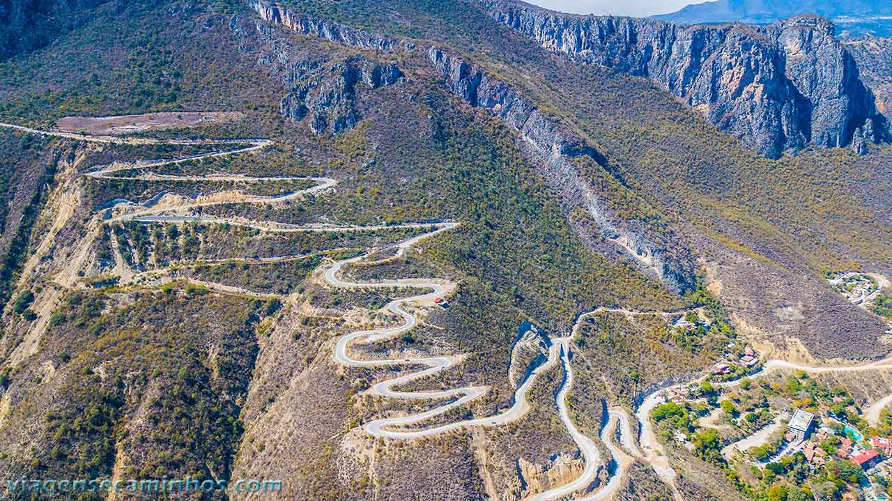 Estrada de Tolantongo - México