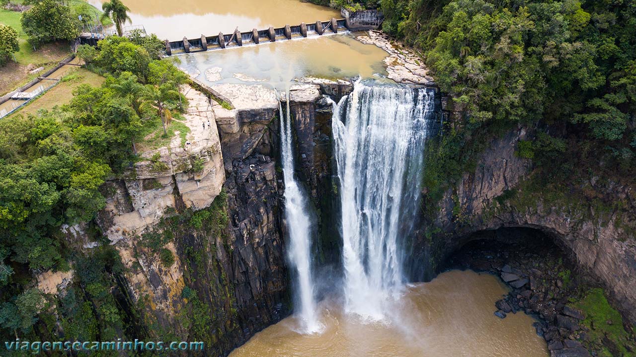 Vista aérea do Salto Barão do Rio Branco