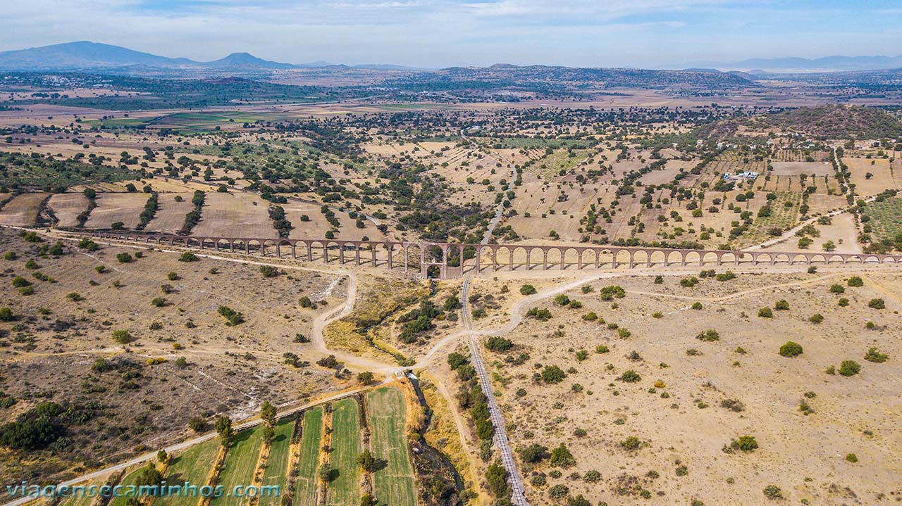 Vista aérea do Aqueduto Padre Tembleque - México