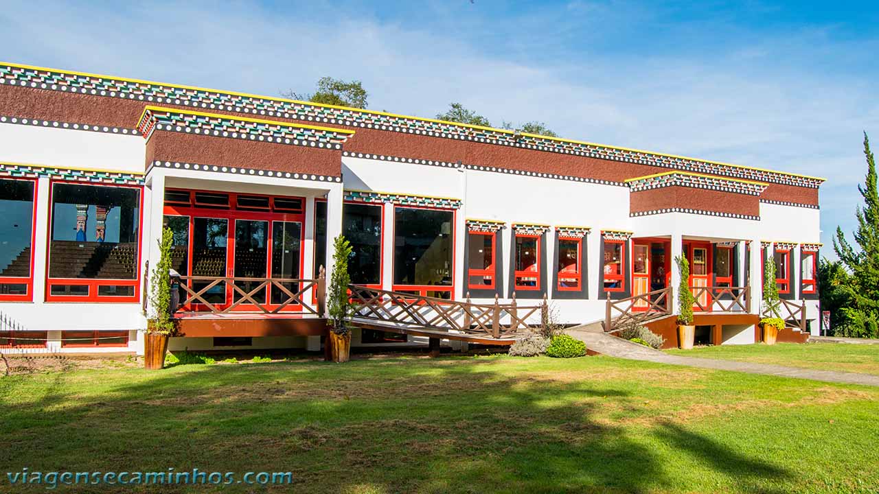 templo budista Chagdud Gonpa Khadro Ling - Três Coroas