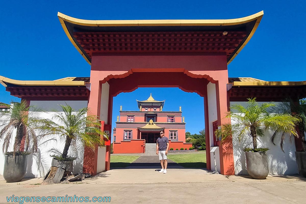 Templo Budista de Três Coroas