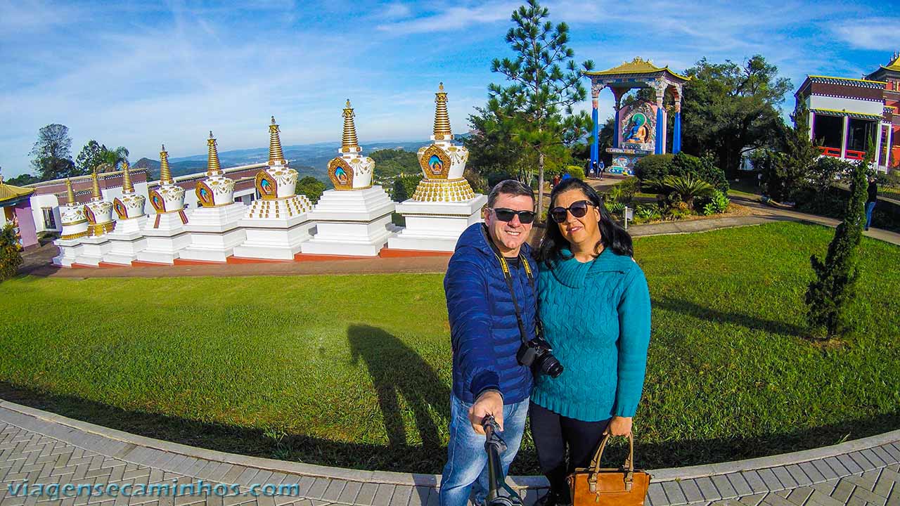 Visita ao Templo Budista de Três Coroas