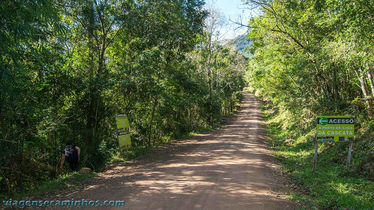 Estrada do Chuvisqueiro