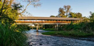 Ponte coberta de Três Coroas