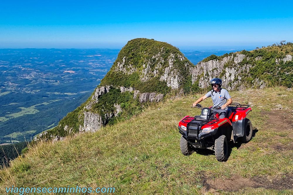 Quadriciclo no Cânion do Funil