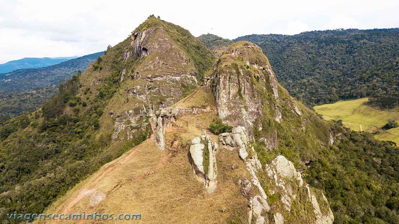 Vista aérea da montanha