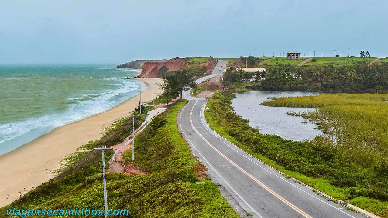 Praia das Falésias- Marataízes